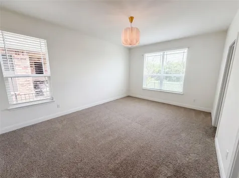 401 Fort William Street Hutto TX 78634