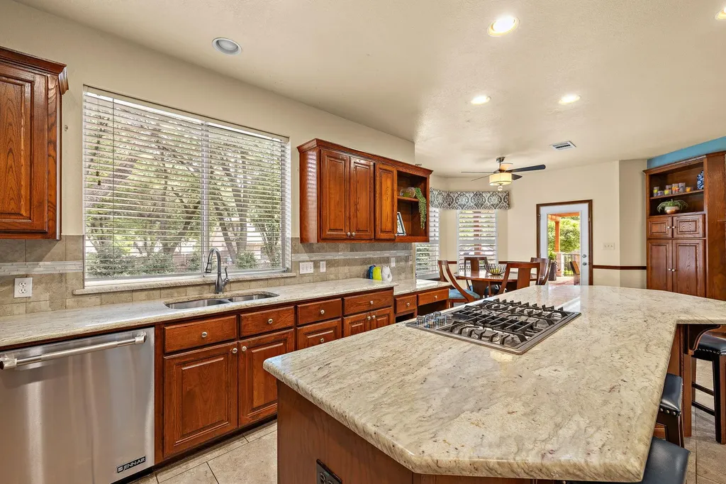 2929 Cedar Crest Circle Round Rock TX 78665