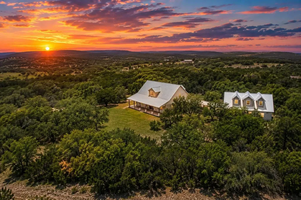 251 Seth Haven Dripping Springs TX 78620