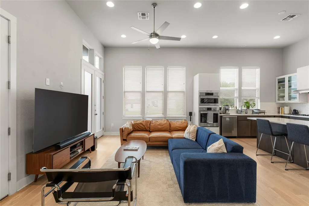 6201 Toscana Avenue Austin TX 78724