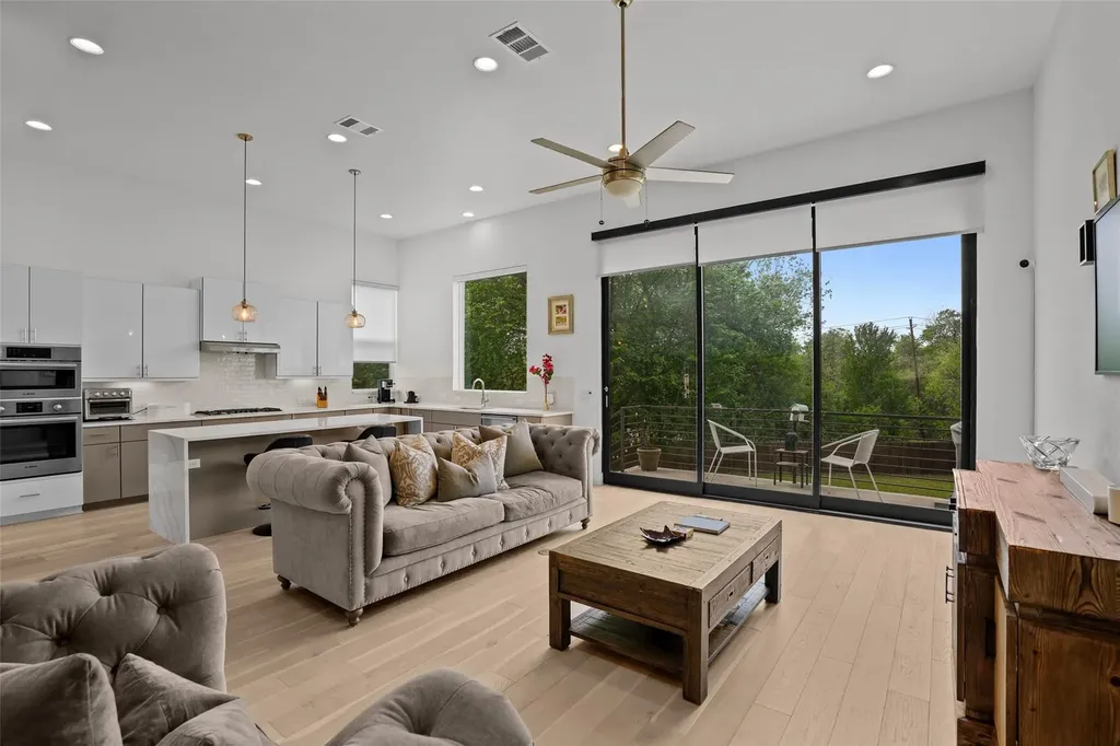 5408 Agatha Circle Austin TX 78724
