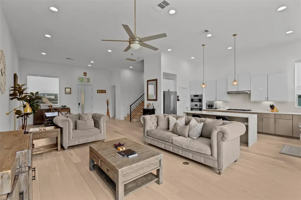 5408 Agatha Circle Austin TX 78724