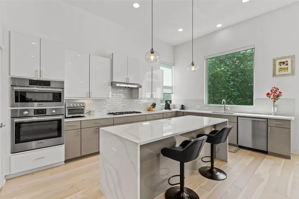 5408 Agatha Circle Austin TX 78724
