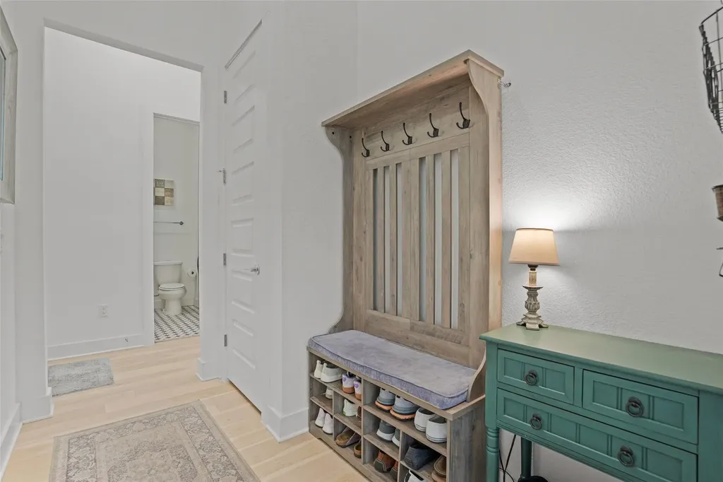 5408 Agatha Circle Austin TX 78724