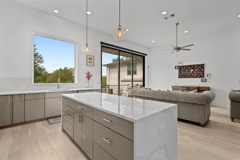 5408 Agatha Circle Austin TX 78724