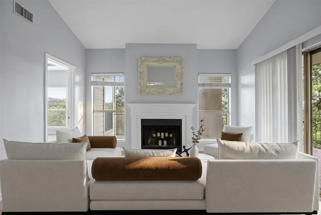 6000 Shepherd Mountain Cove Austin TX 78730