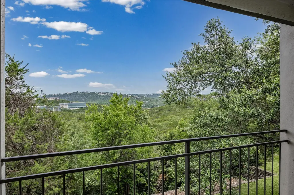 6000 Shepherd Mountain Cove Austin TX 78730
