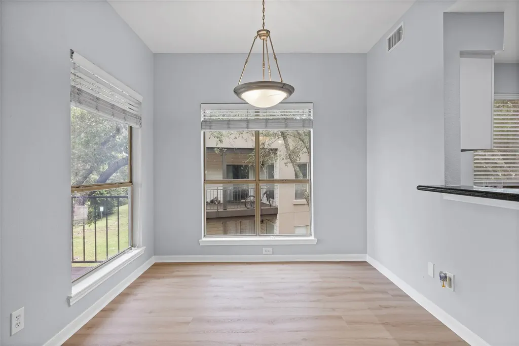 6000 Shepherd Mountain Cove Austin TX 78730