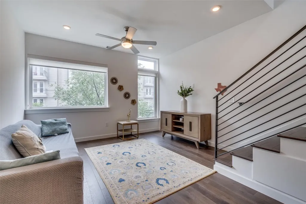 2002 E 7th Street Austin TX 78702