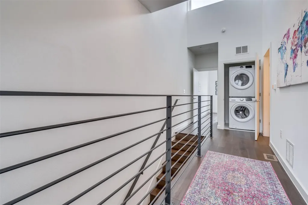 2002 E 7th Street Austin TX 78702