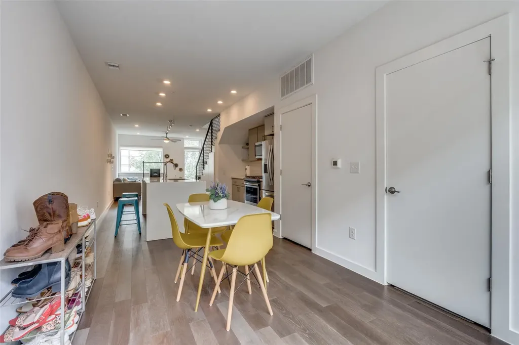 2002 E 7th Street Austin TX 78702