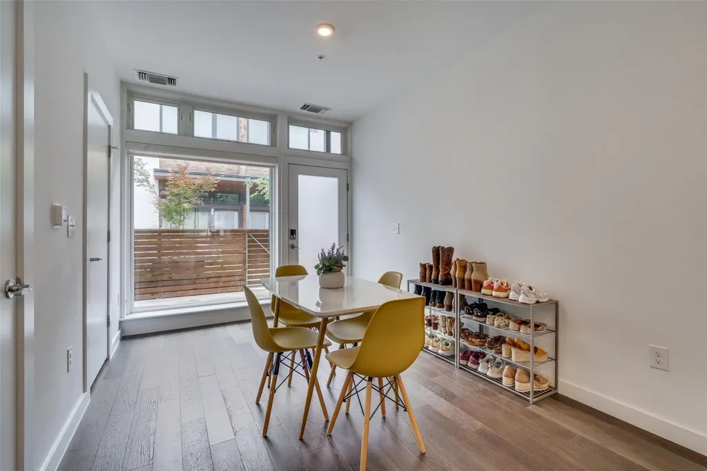 2002 E 7th Street Austin TX 78702