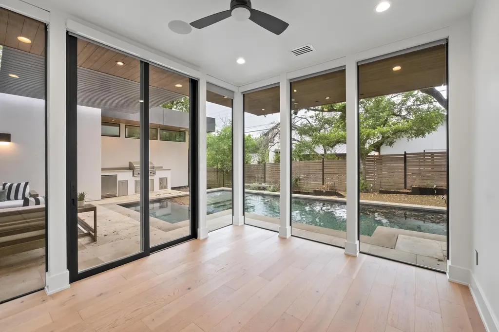4811 Timberline Drive Austin TX 78746