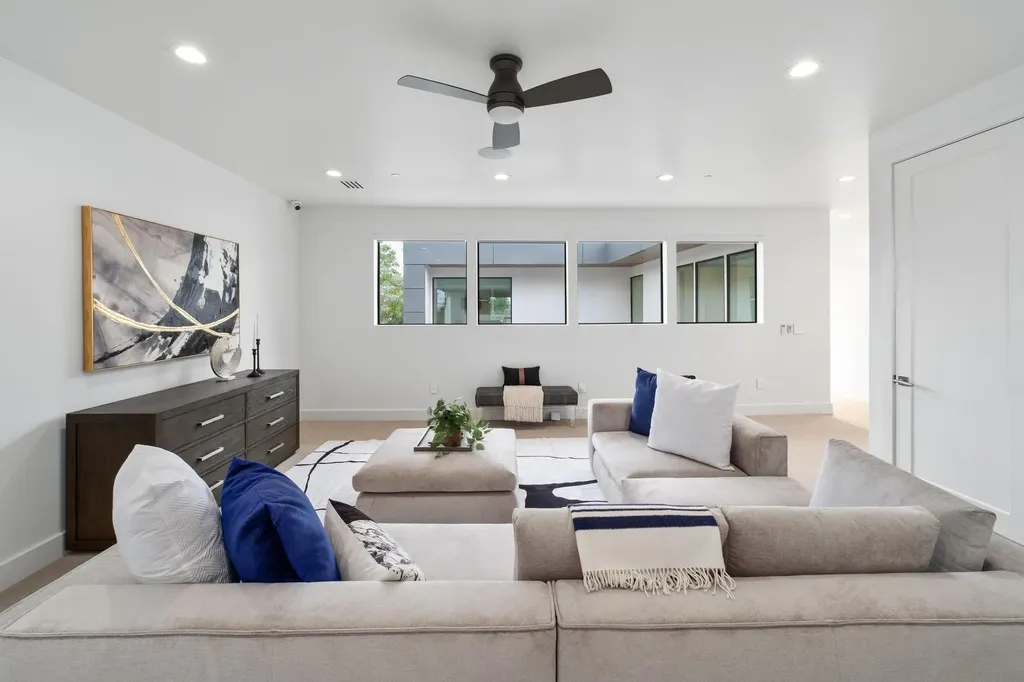 4811 Timberline Drive Austin TX 78746