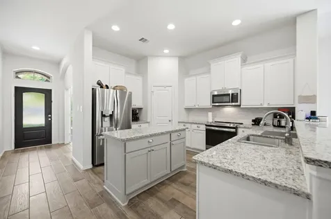 2984 Grove Terrace Seguin TX 78155