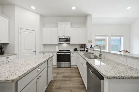 2984 Grove Terrace Seguin TX 78155