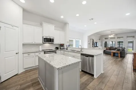 2984 Grove Terrace Seguin TX 78155