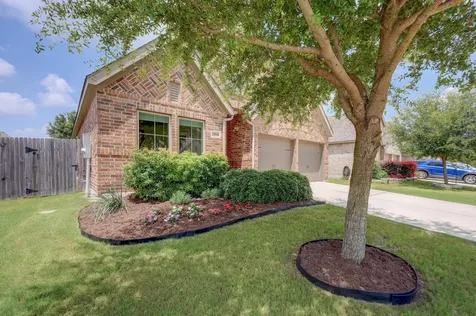 2984 Grove Terrace Seguin TX 78155