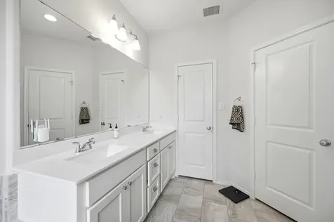 2984 Grove Terrace Seguin TX 78155