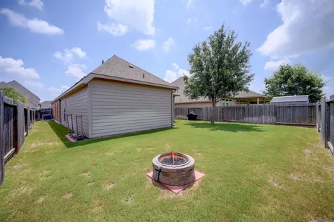 2984 Grove Terrace Seguin TX 78155