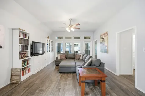 2984 Grove Terrace Seguin TX 78155