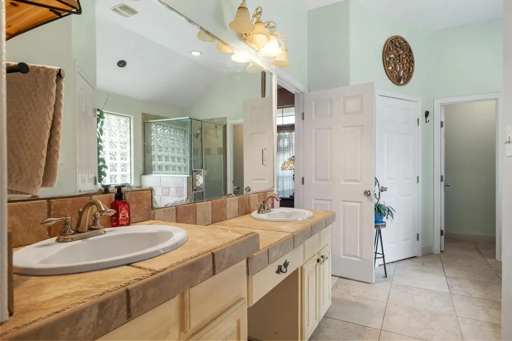 4013 Harvey Penick Drive Round Rock TX 78664