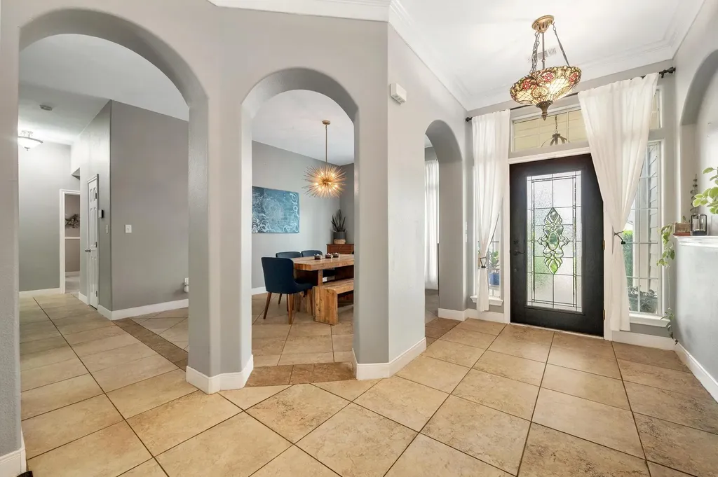 4013 Harvey Penick Drive Round Rock TX 78664