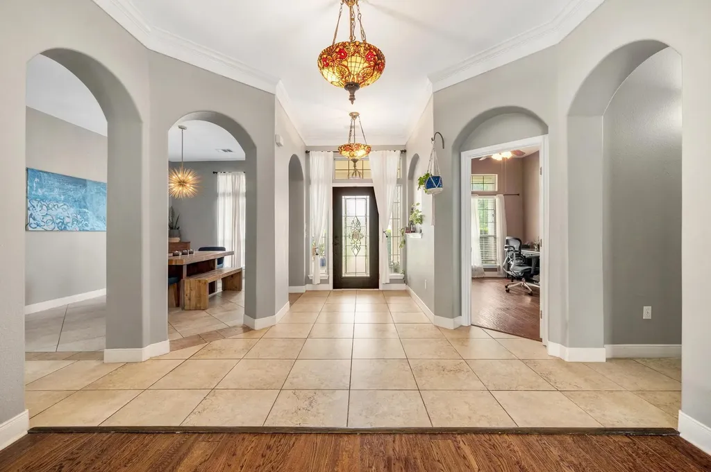 4013 Harvey Penick Drive Round Rock TX 78664
