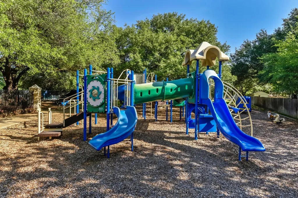 4013 Harvey Penick Drive Round Rock TX 78664