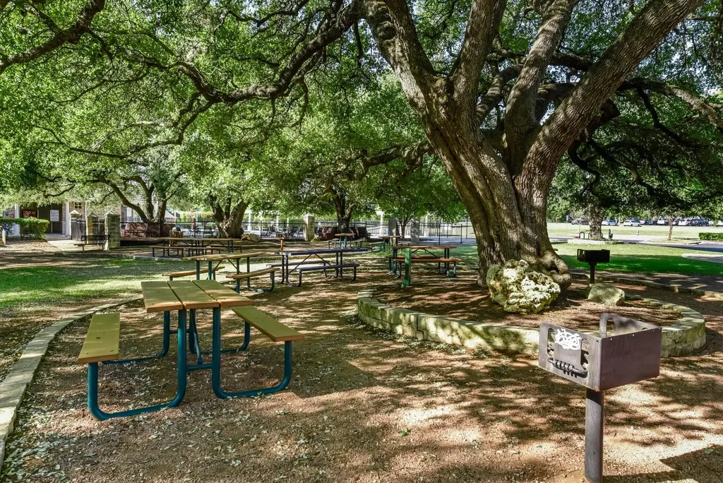 4013 Harvey Penick Drive Round Rock TX 78664