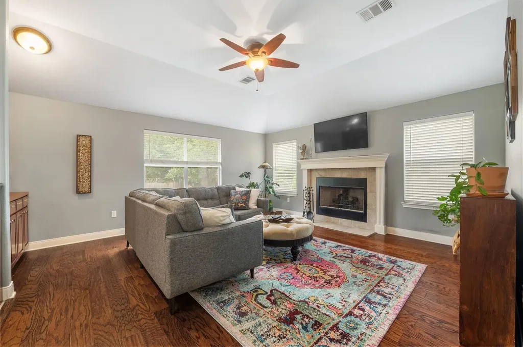 4013 Harvey Penick Drive Round Rock TX 78664