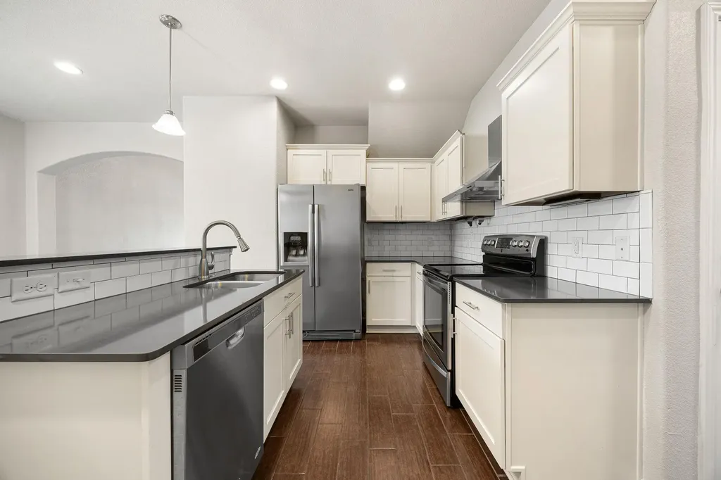 5805 Shaded Cottage Court Austin TX 78744