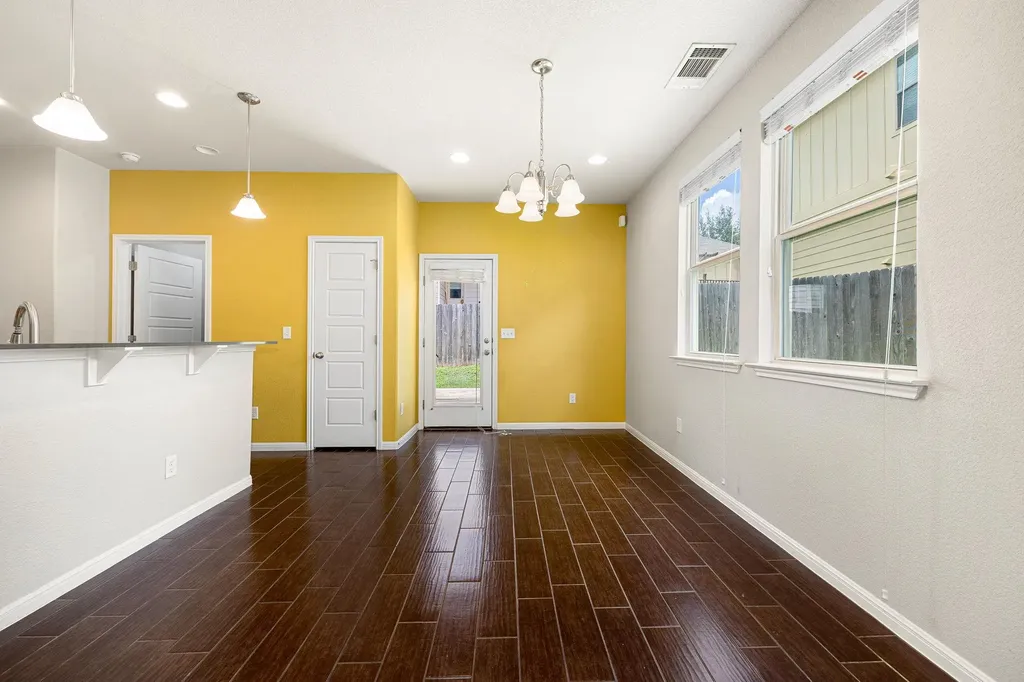 5805 Shaded Cottage Court Austin TX 78744