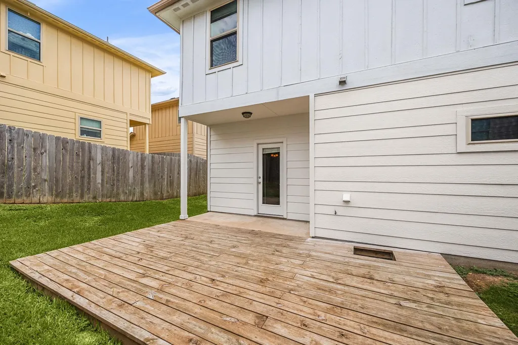 5805 Shaded Cottage Court Austin TX 78744