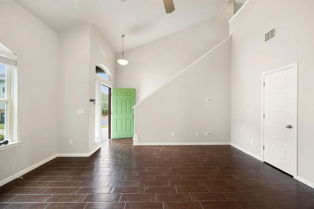 5805 Shaded Cottage Court Austin TX 78744