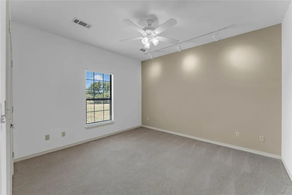 627 Ranch Road 2323 Llano TX 78643