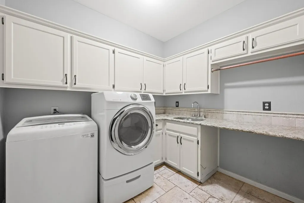 11806 Silkwood Cove Austin TX 78739