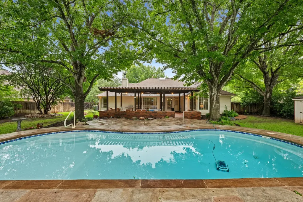 11806 Silkwood Cove Austin TX 78739