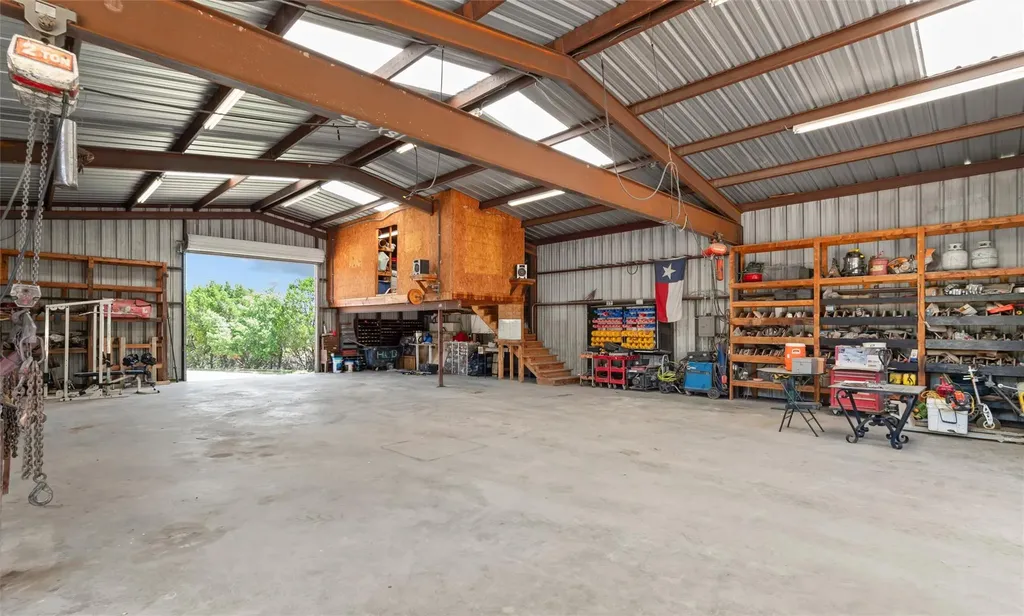 6750 N Lakeview Drive Salado TX 76571