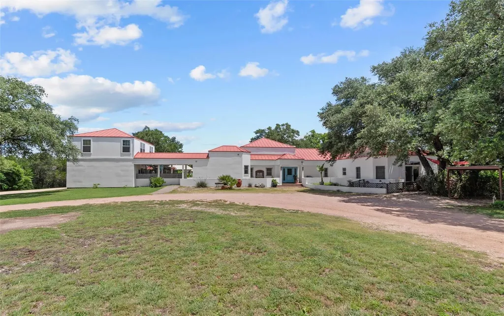 6750 N Lakeview Drive Salado TX 76571