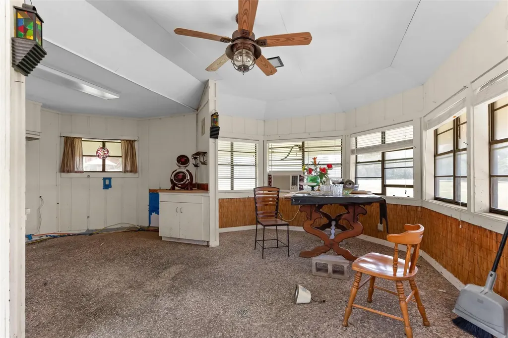 6750 N Lakeview Drive Salado TX 76571