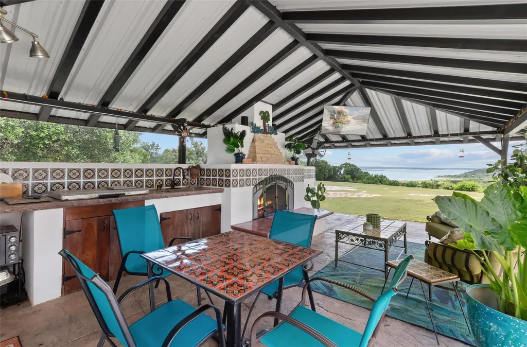 6750 N Lakeview Drive Salado TX 76571