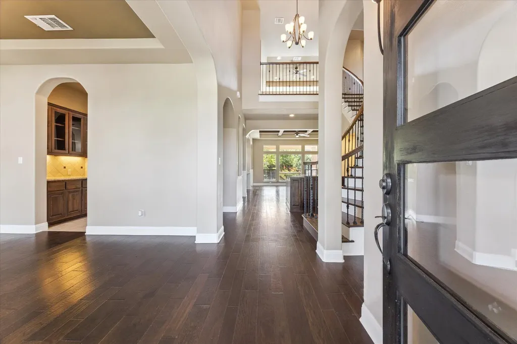 101 Stephanie Lane Austin TX 78738