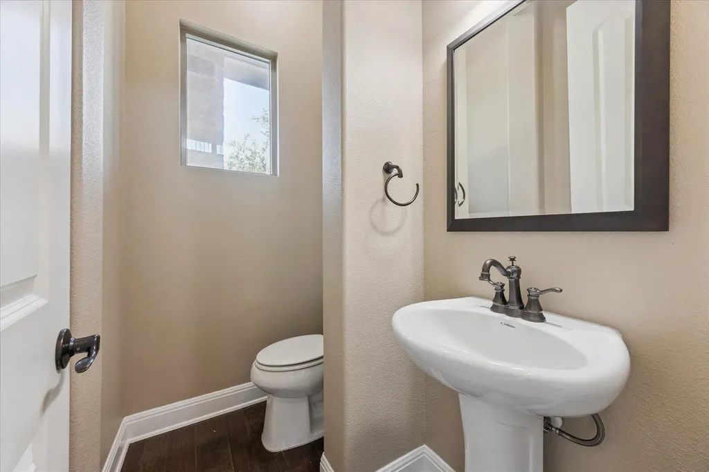 101 Stephanie Lane Austin TX 78738