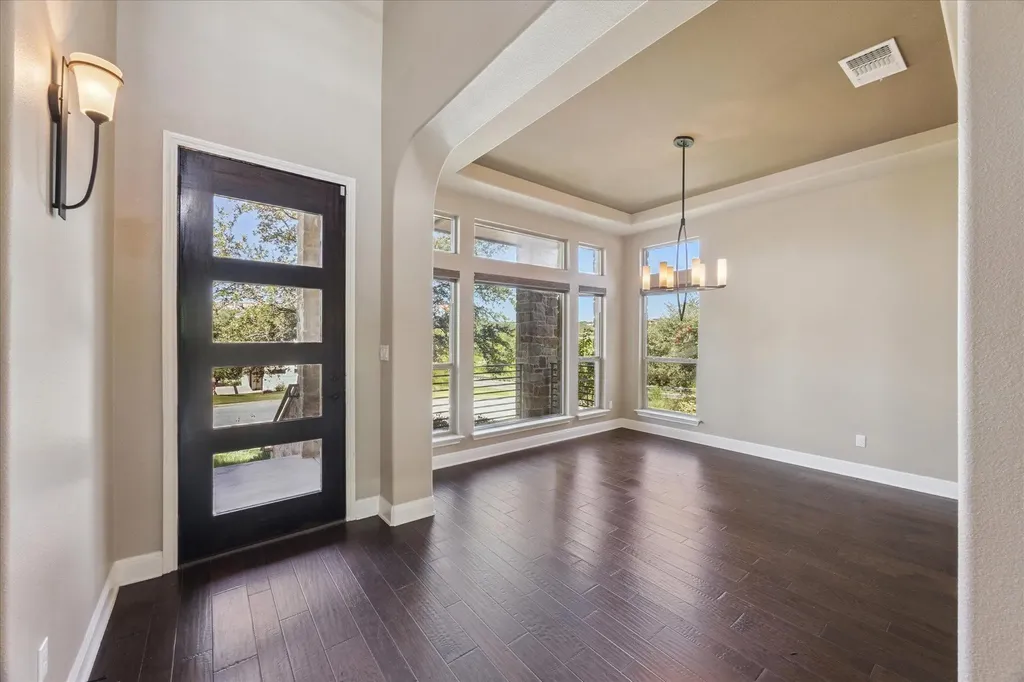101 Stephanie Lane Austin TX 78738
