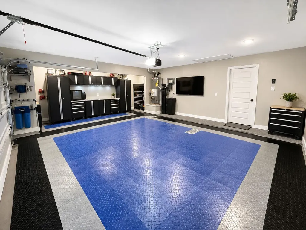 330 Bay Breeze Drive Kyle TX 78640