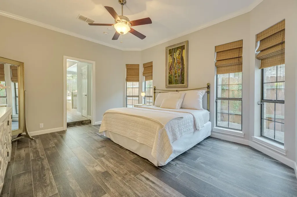 6665 Whitemarsh Valley Walk Austin TX 78746