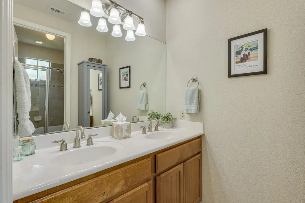 13604 Caldwell Drive Austin TX 78750