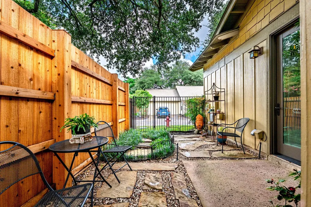 13604 Caldwell Drive Austin TX 78750