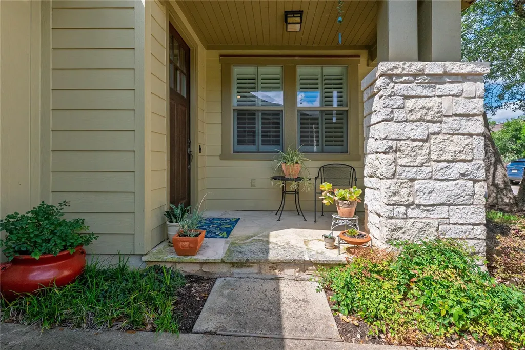 13604 Caldwell Drive Austin TX 78750